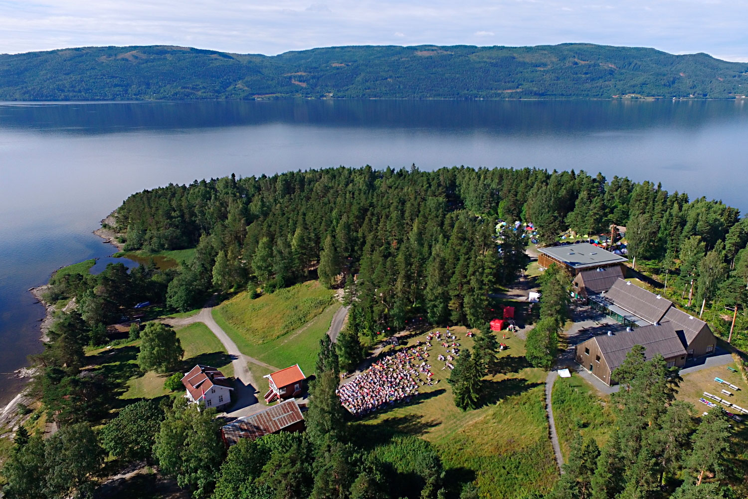 auf summer camp utoya