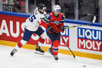 Michael Haga ble matchvinner da han satte den avgjørende straffen i dramaet mot Storbritannia i ishockey-VM. Det endte med norsk 4-3-seier etter straffer.