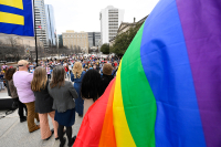 Tennessee er den første delstaten i USA som begrenser mulighetene for dragartister. Her fra en demonstrasjon i Nashville 14. februar.