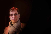 Direktør i Medietilsynet Mari Velsand finner en sterk tro på redaktørstyrte medier i måten nordmenn endret medievaner under starten av pandemien.