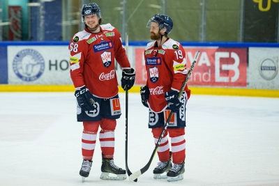 David Morley (til h.) har byttet klubb, og hans nye arbeidsgiver Stavanger påførte Lillehammer et smertelig 1-6-tap lørdag. Canadieren sto for fem målpoeng.