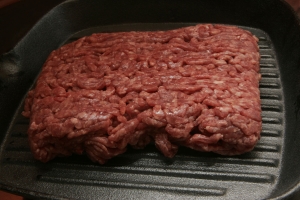 Frp advarer mot kjøttavgift: – Vanlige familier vil rammes hardt