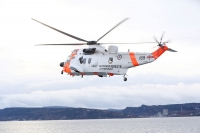 Leveringen av de nye redningshelikoptrene er forsinket og Forsvaret har nå signert en ny fire år lang vedlikeholdskontrakt for de eksisterende Sea King-helikoptrene.
